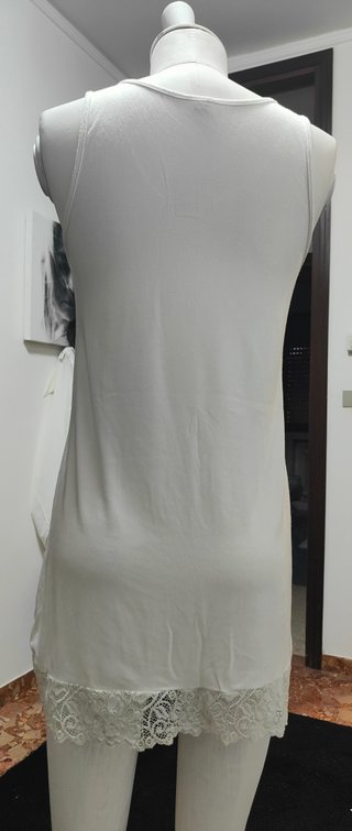 Canotta lunga Ramon bianca con pizzo