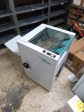 Grapadora Plegadora Nagel Foldnak 40
