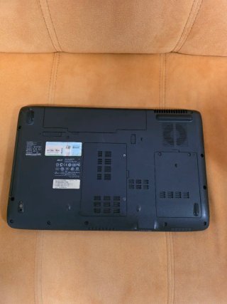 Portátil Acer Aspire 5737z