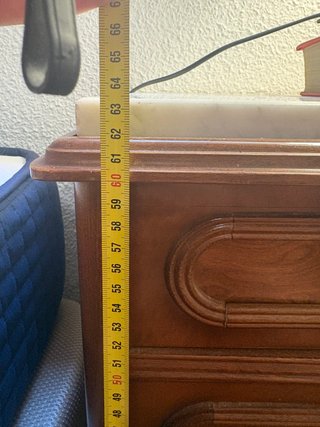 Mesitas auxiliares de madera y mármol