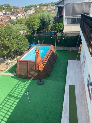 Piscina madera y plástico buen estado