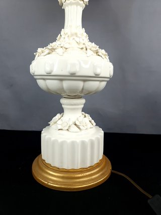Lámpara Manises Porcelana Flores