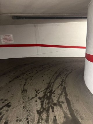 Garaje en alquiler en Valdeacederas en Madrid