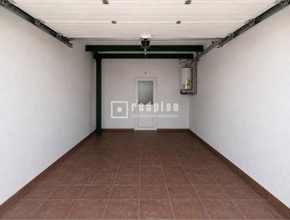 Casa adosada en venta en Alovera