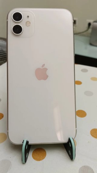 iPhone 11 64 GB Blanco