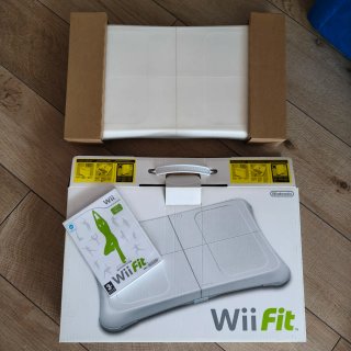 Nintendo Wii + 9 juegos y accesorios