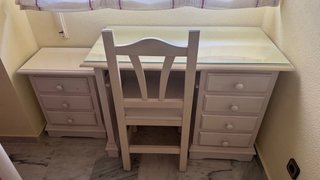 Escritorio y Silla de Madera con Cristal