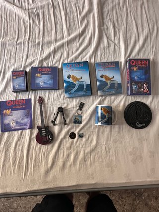 QUEEN LIVE AT WEMBLEY STADIUM COLLECTION