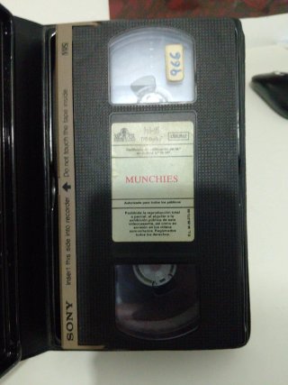 Munchies VHS Película Terror Español