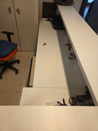 Mostrador de oficina madera y contrachapado