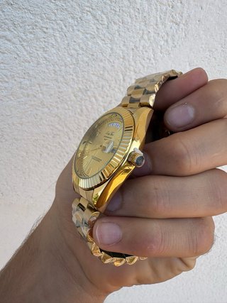 Reloj Lucky Tour Dorado