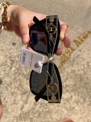 Gafas de sol negras