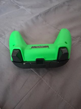 Mando Xbox Negro y Verde Camuflaje