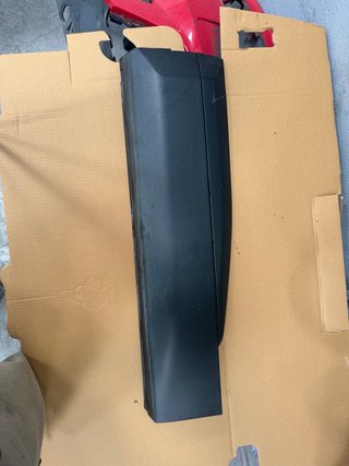 Moldura Puerta Trasera Izq Peugeot 2008