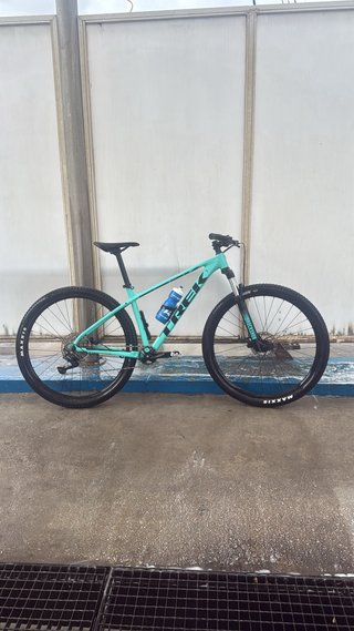 Bicicleta de montaña Trek talla m-l  Ruedas 29”