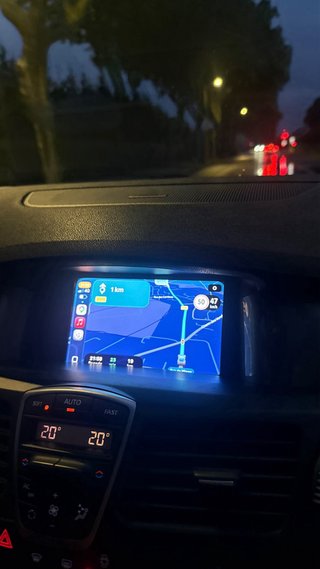 R-Link con RS Monitor y CarPlay