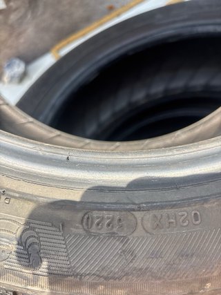 Neumáticos 235/45 R17