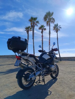 BMW R 1200 GS Negra/Plata. Tarragona.