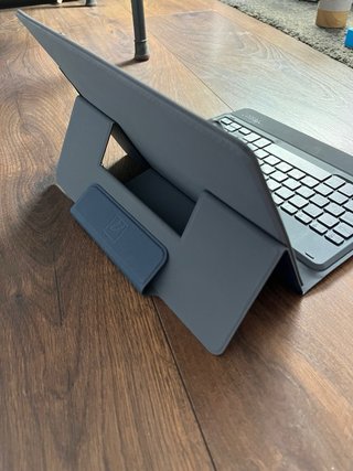Custodia universale per tablet da 10 pollici con tastiera Bluetooth