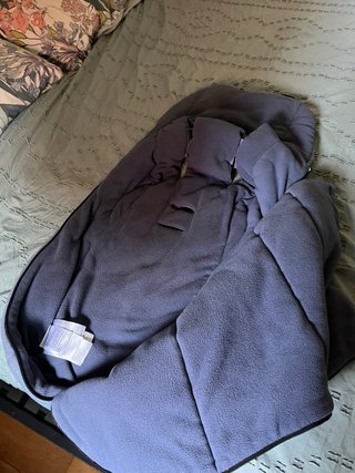 Saco Bugaboo azul invierno esta como nueo