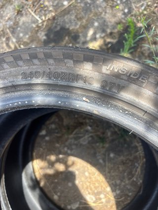Neumáticos 245/40 R18