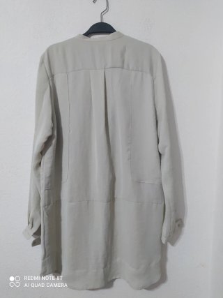 Vestido sedoso Zara beige