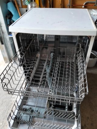 Lavavajillas blanco