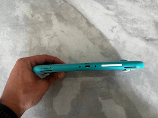 Nintendo Switch Lite Blu + Caricatore