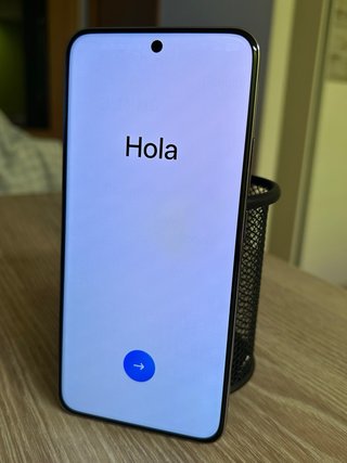 Oppo Viola/Argento: Telefono mobile elegante con finitura sfumata