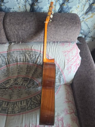 Guitarra Admira Virtuoso