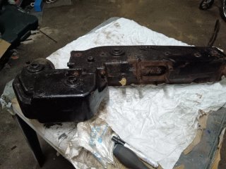 Colector y codo Mercruiser 3.0