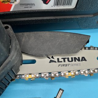 - Altuna motosierra batería ligera corte rápida