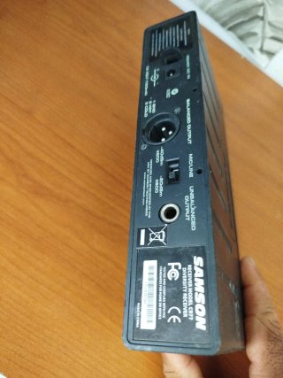 Receptor Samson CR77 UHF Negro
