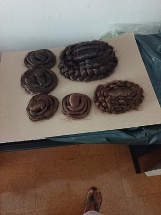 Moños de fallera marrones
