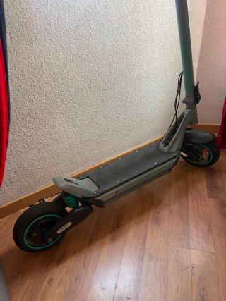 Patinete Eléctrico Gris