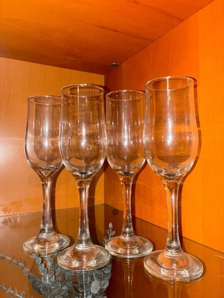 Juego de 4 vasos de cristal