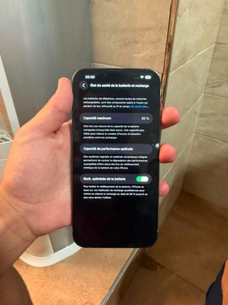iPhone 13 Pro Max Azul (Pantalla trasera Rota)