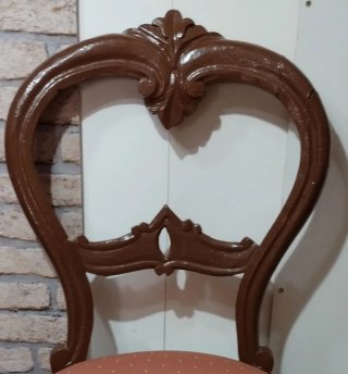Silla antigua estilo Isabelino Madera y Tela