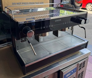 Cafetera Gaggia Vetro Negra 2 Grupos 2 MANO
