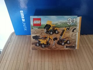 Lego set 31040-31041