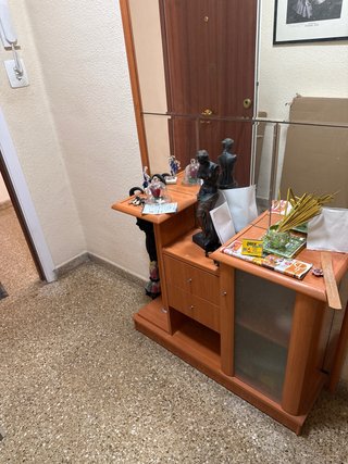 Mueble recibidor con espejo
