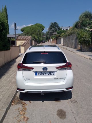 Toyota Auris Hybrid Advance Touring Sports 2015
