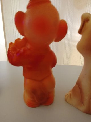 Muñeco de goma antiguo payaso y perro