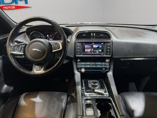 Jaguar F-Pace 2017