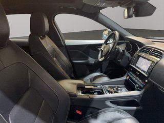 Jaguar F-Pace 2017