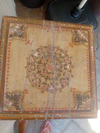 Mesa auxiliar Nepalí madera decorada