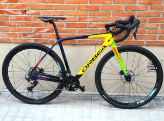 GRAVEL ORBEA TERRA CARBONO. Talla SM (1.67-1.74)