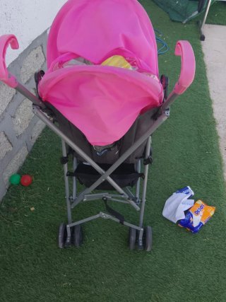 Silla de paseo rosa y gris