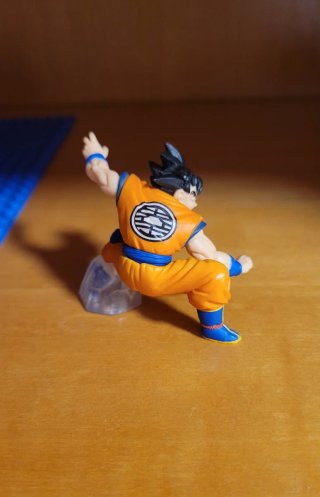Figura Bandai Son Goku Gashapon
