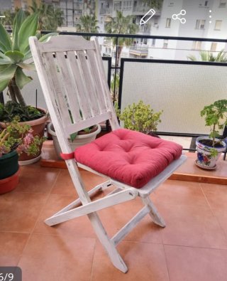 Silla plegable madera blanca, pintada estilo vinta